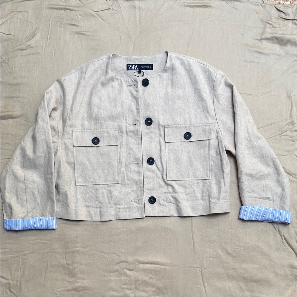 Zara Tan and Blue Cropped Jean Jacket Casual NWT